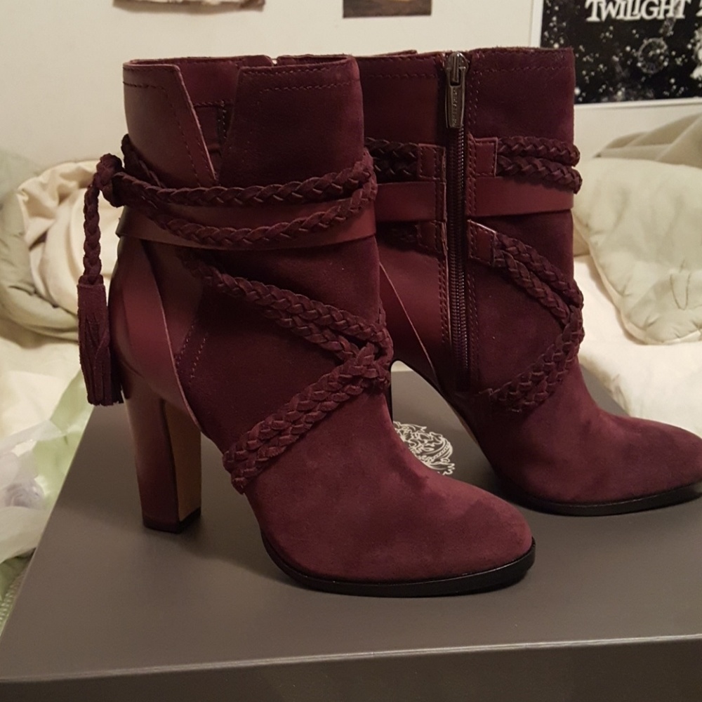 Vince Camuto burgundy/purple booties
